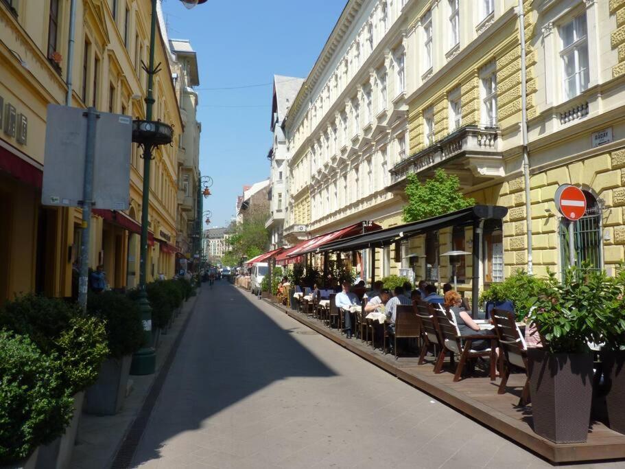 Swarz'S Downtown Apartment Budapest Exterior photo